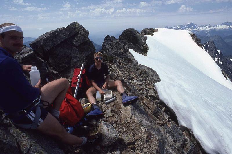 1987-033 Big Four Mtn Jun 1987 002 Summit.jpg